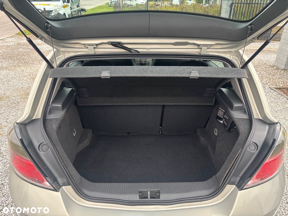 Opel Astra - 18