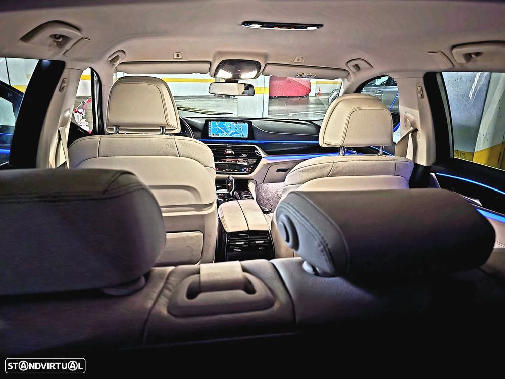 BMW 520 d Line Luxury Auto - 37