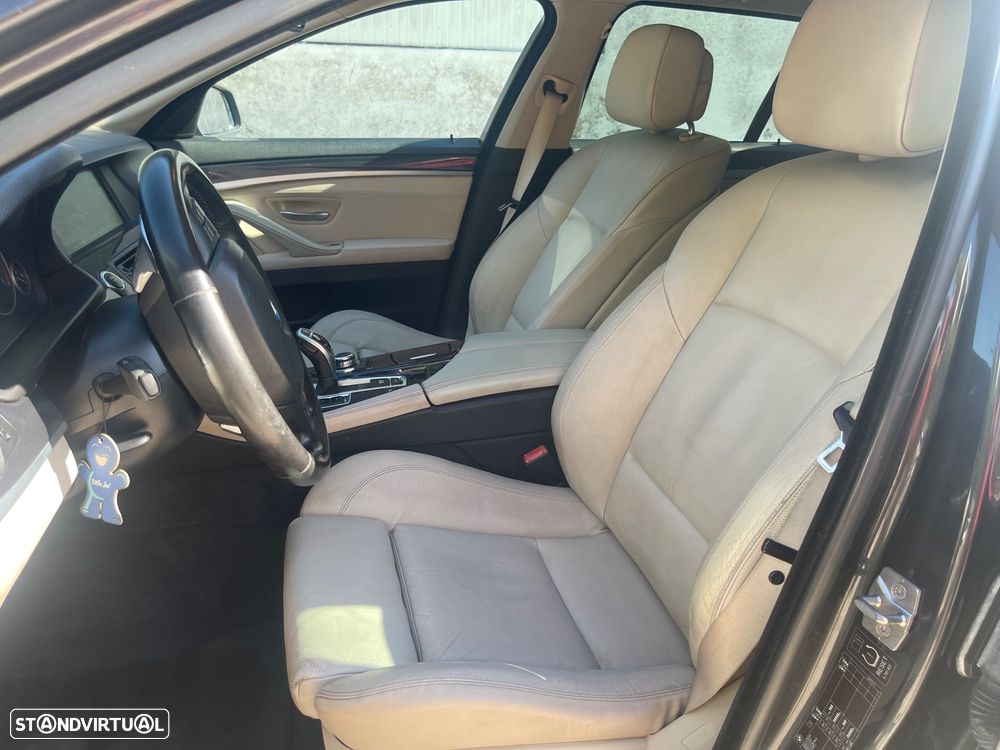 BMW 525 d Exclusive Auto - 14