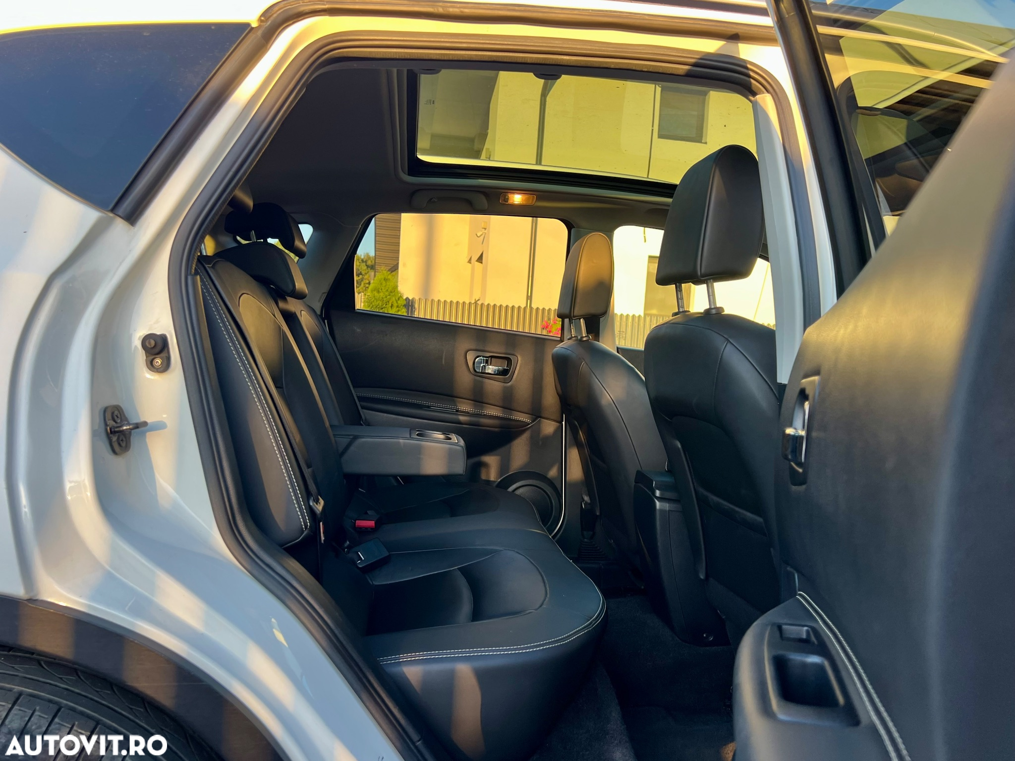 Nissan Qashqai 2.0 DCI 4 x 4 DPF Aut 360 - 8