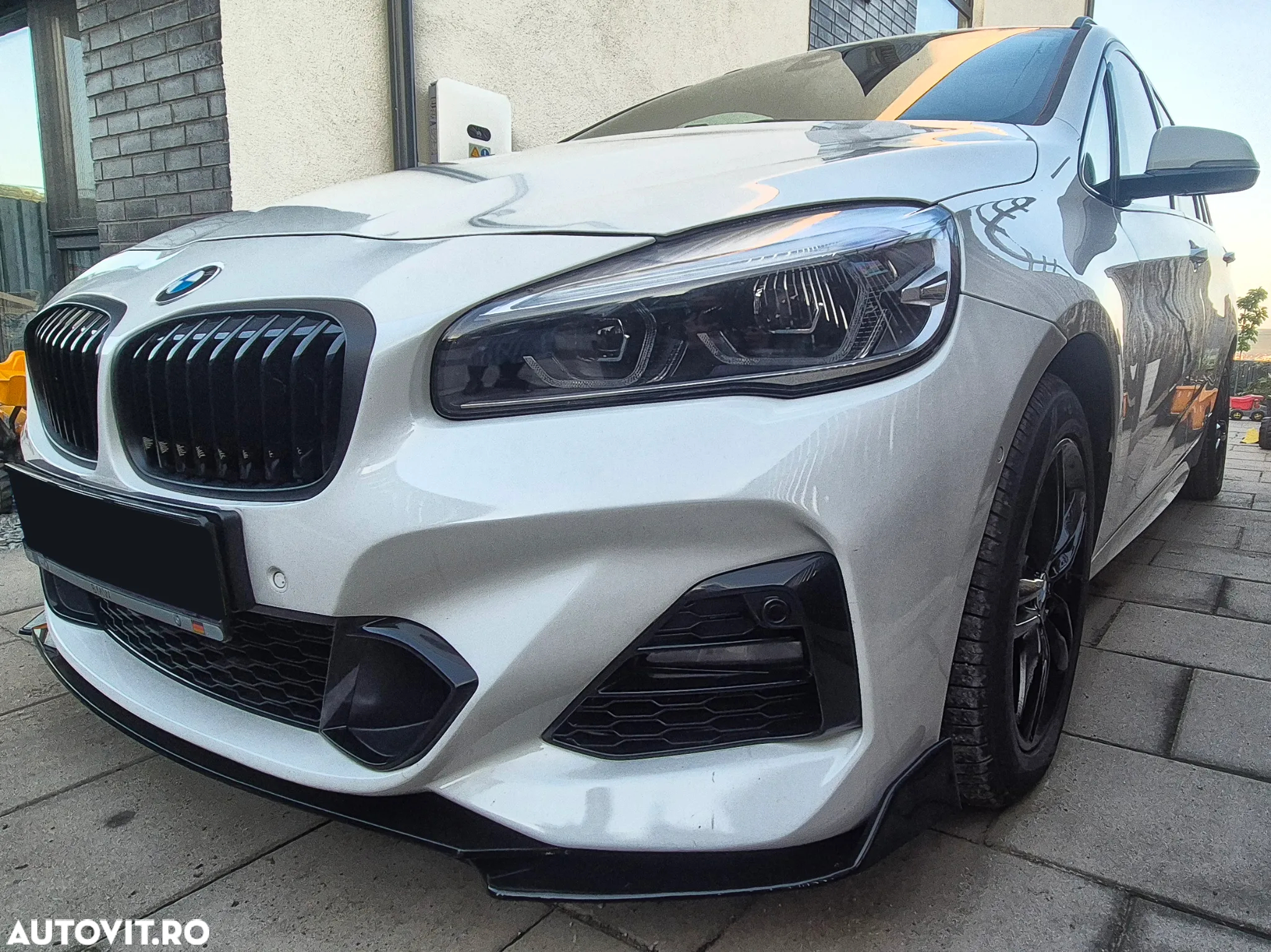 BMW Seria 2 218d xDrive AT - 9