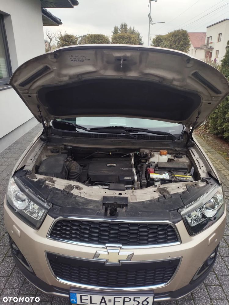 Chevrolet Captiva 2.2 D LTZ - 15