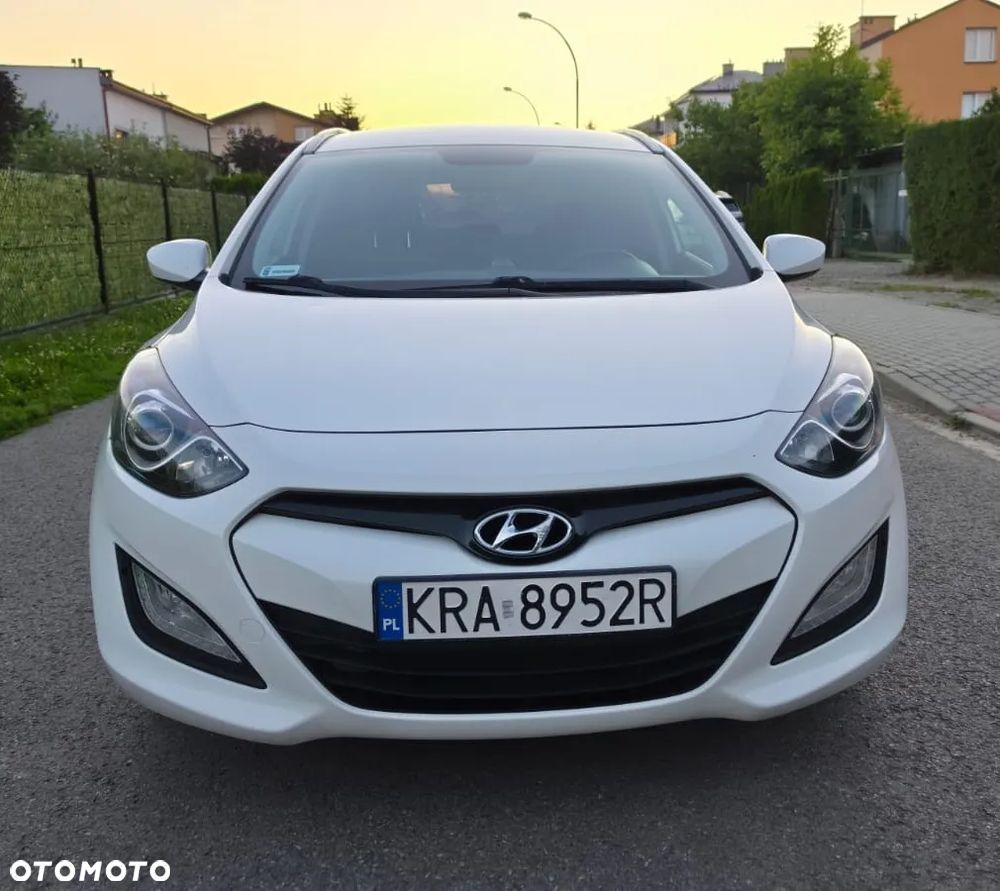 Hyundai i30 i30cw 1.4 Fifa World Cup Edition - 4