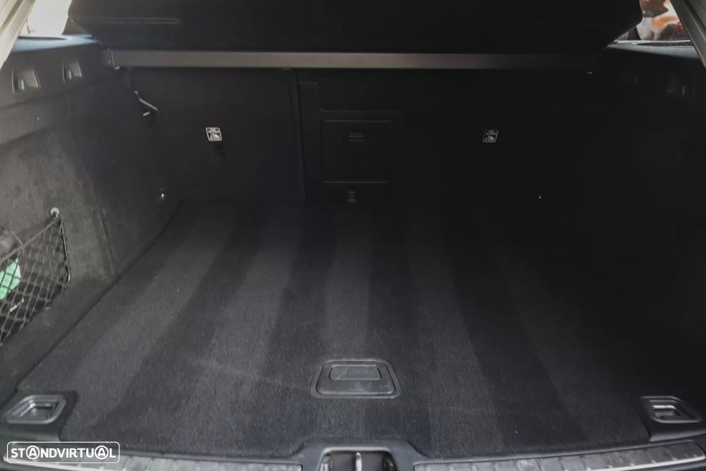 Volvo V60 2.0 T6 AWD TE R-Design - 9