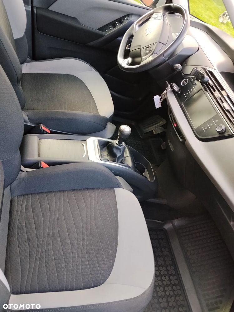 Citroën C4 Picasso 1.6 e-HDi Exclusive - 10
