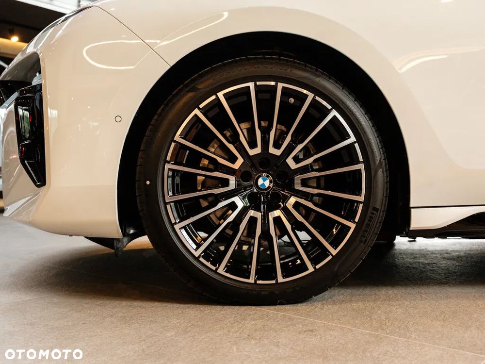 BMW Seria 7 740d xDrive - 4