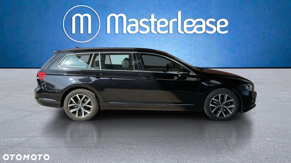 Volkswagen Passat - 5