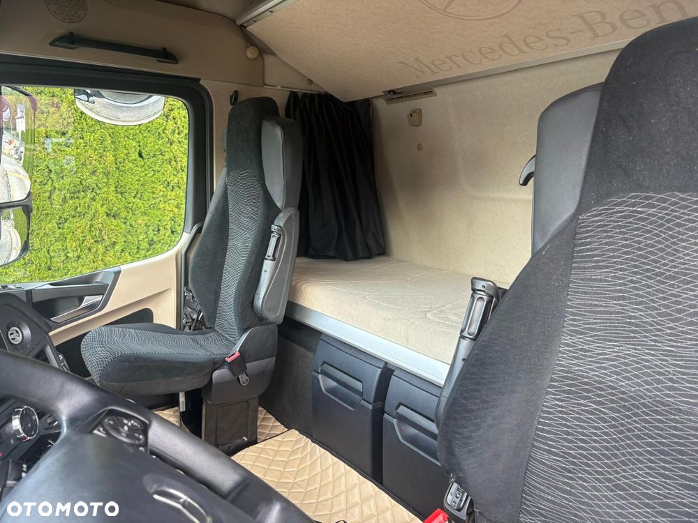 Mercedes-Benz Actros1848 - 2