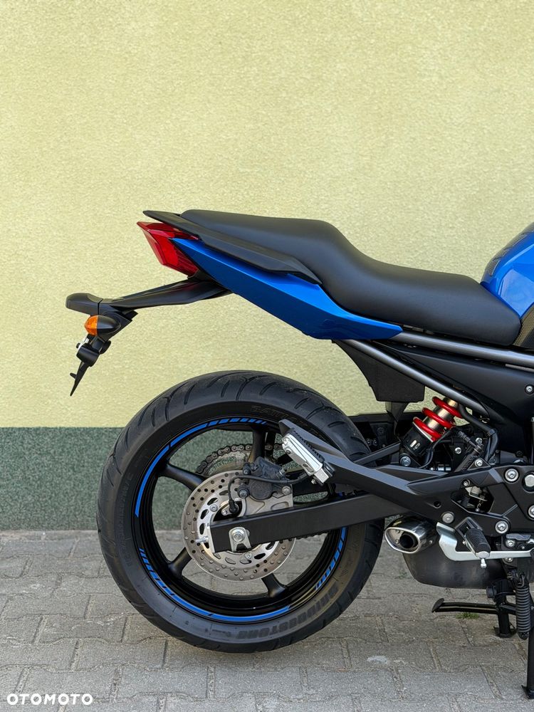 Yamaha XJ - 9