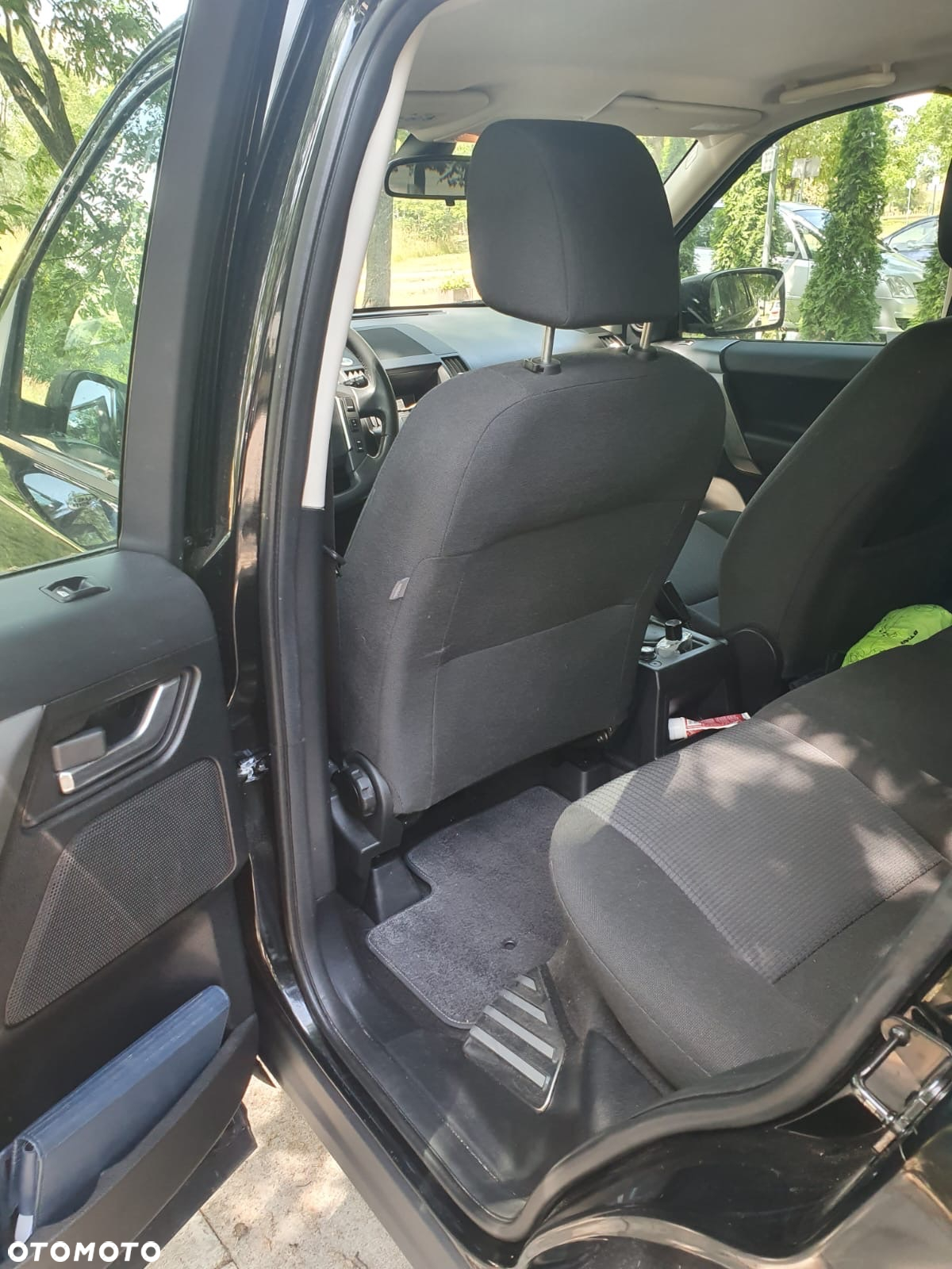 Land Rover Freelander - 2