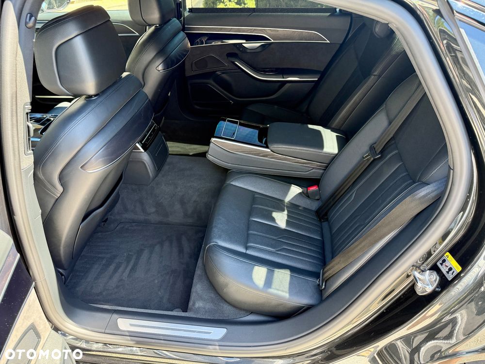 Audi A8 L 60 TFSI mHEV Quattro Tiptr - 24
