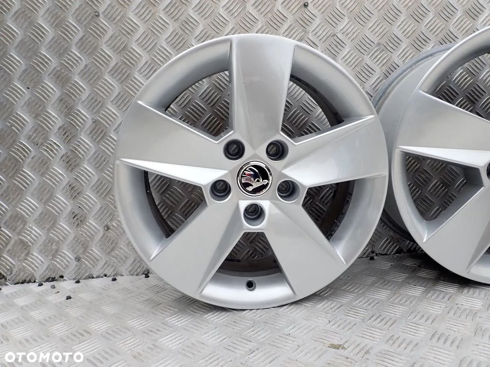 FELGI ALUMINIOWE SKODA OCTAVIA III 6.5Jx16 ET46 5X112 5E0601025H - 3