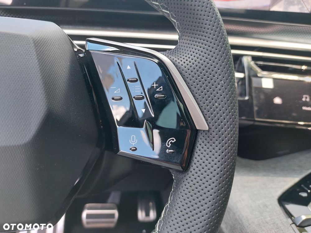 Peugeot 3008 1.2 PureTech mHEV GT Exclusive e-DCS6 - 20