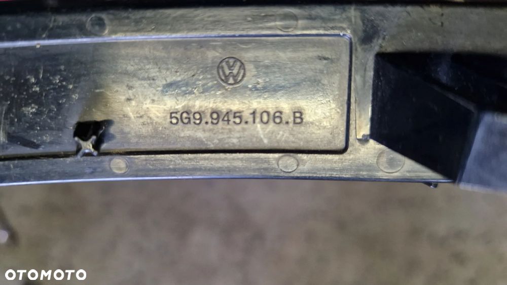 VOLKSWAGEN GOLF VII KOMBI ODBLASK ZDERZAKA TYŁ PRAWY 5G9945106B - 3