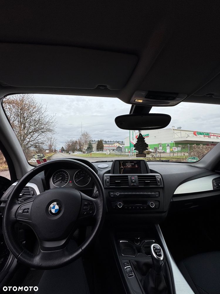 BMW Seria 1 116i - 10