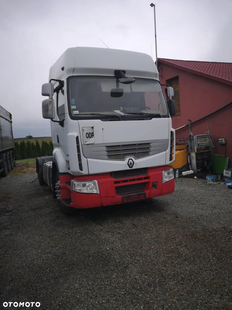 Renault Premium - 1