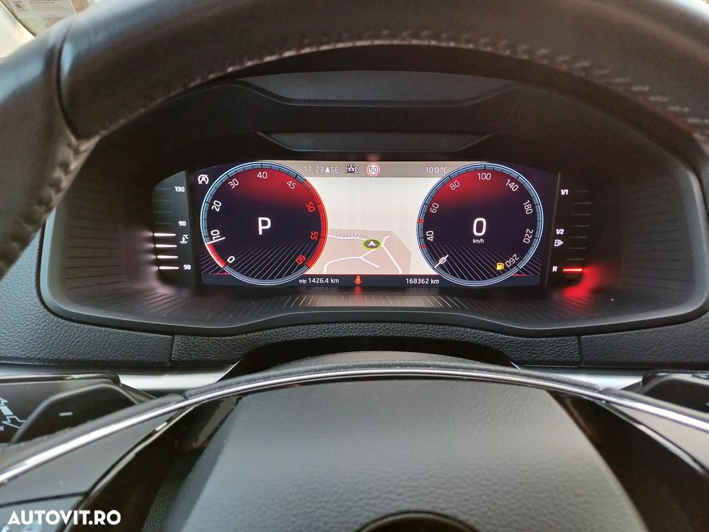 Skoda Karoq 2.0 TDI SCR 4x4 DSG Tour - 11