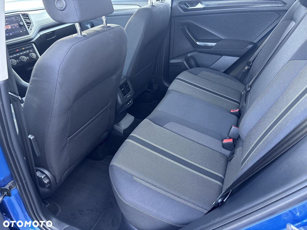 Volkswagen T-Roc - 27