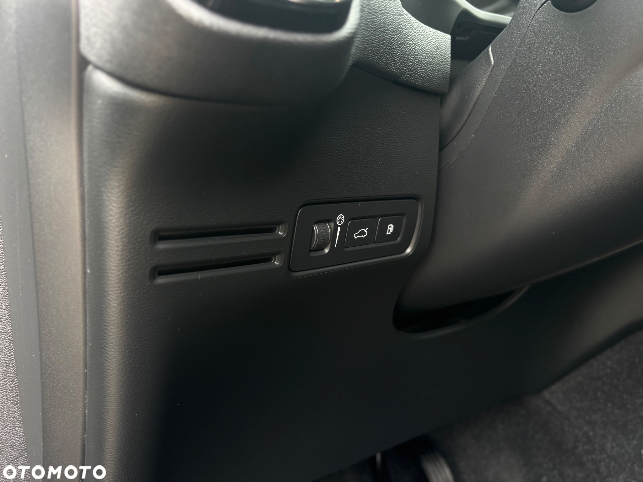 Volvo XC 40 T4 Plug-In Hybrid Inscription - 40