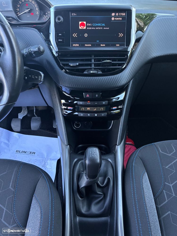 Peugeot 2008 PureTech 82 Style - 11