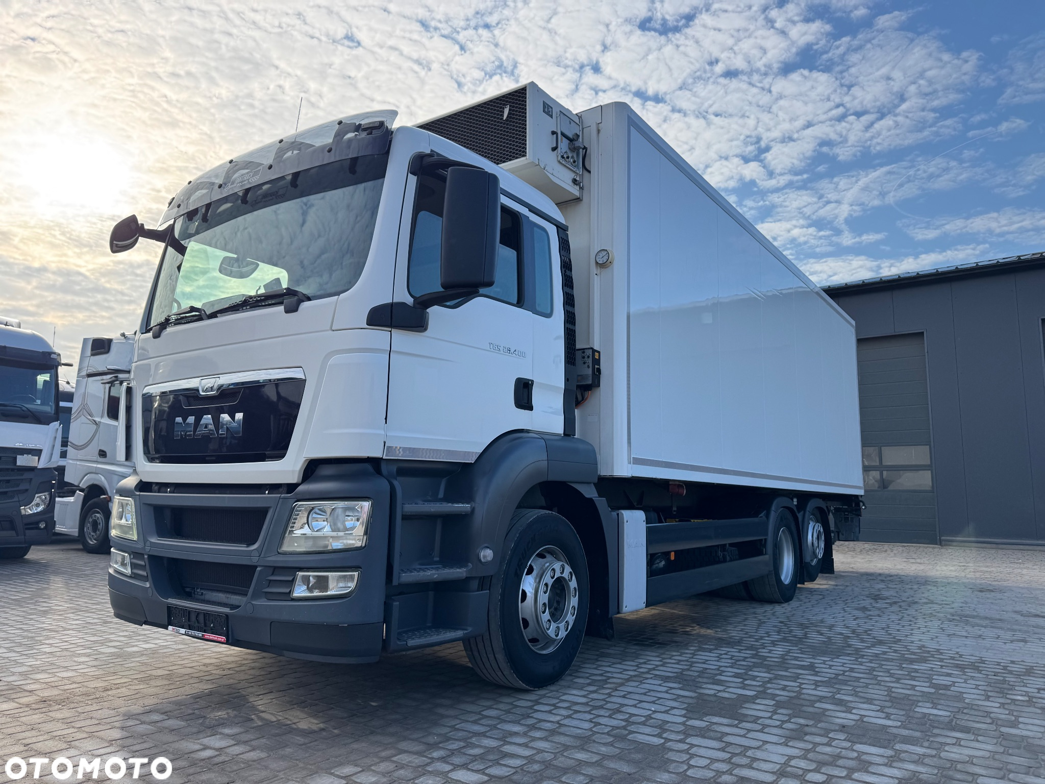 MAN TGS 26.400 6x2 oś skrętna Chłodnia/Winda Stan Idealny ! - 25