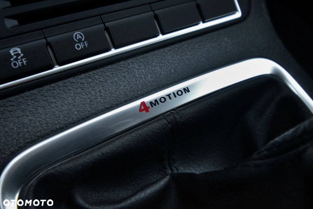 Volkswagen Tiguan 2.0 TDI DPF 4Motion BlueMotion Technology Trend & Fun - 13