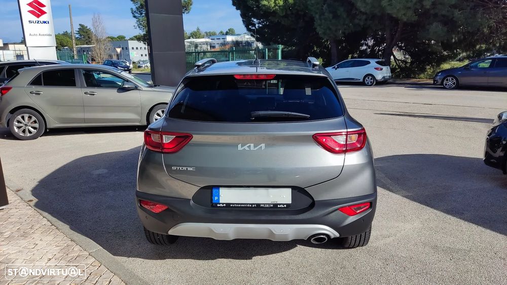 Kia Stonic 1.2 MPi Dynamic - 5