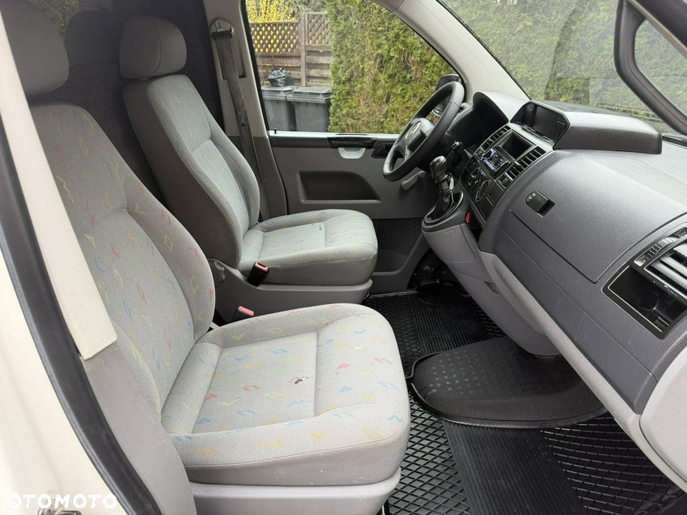 Volkswagen Transporter - 13