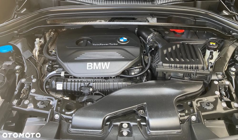 BMW X1 xDrive25i Sport Line - 16