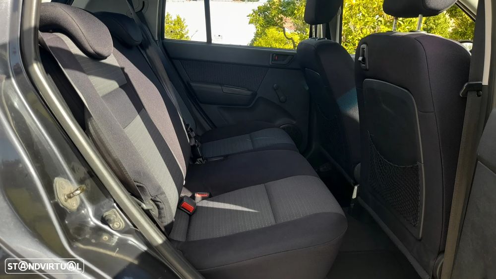 Hyundai Getz 1.1 First - 34