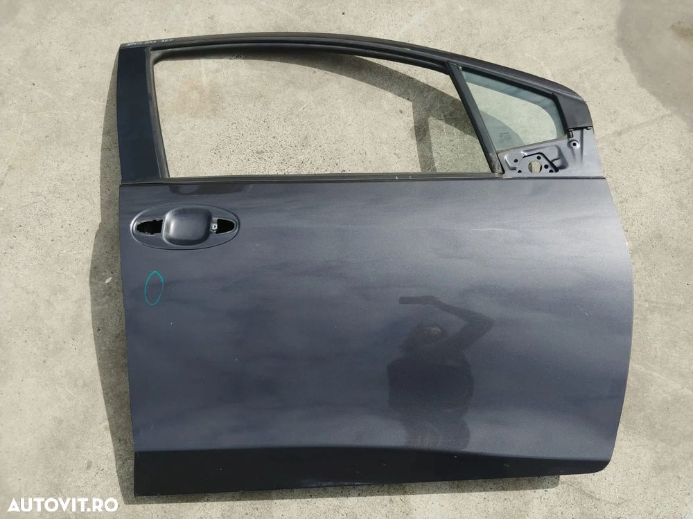 usa portiera dreapta fata  toyota yaris 3 p13 2013 - 4