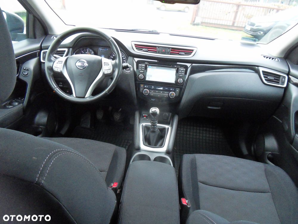 Nissan Qashqai 1.5 dCi Tekna - 11