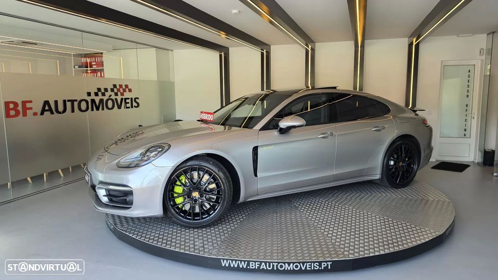 Porsche Panamera 4S E-Hybrid - 12