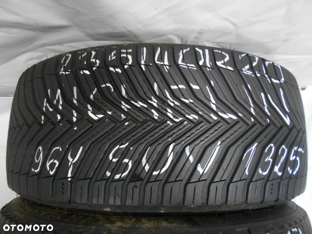 OPONY 235/40R20 MICHELIN CROSSCLIMATE 2 SUV DOT 1325 6.2MM - 2