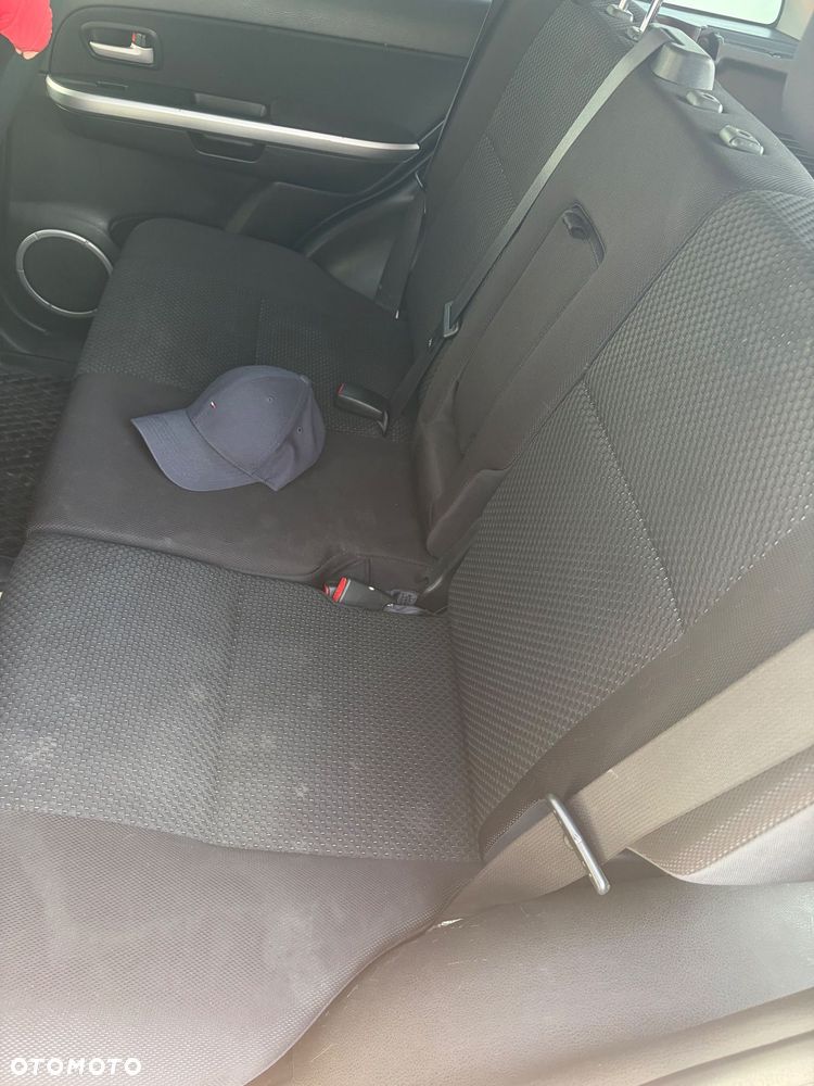 Suzuki Grand Vitara 2.0 De Luxe - 2