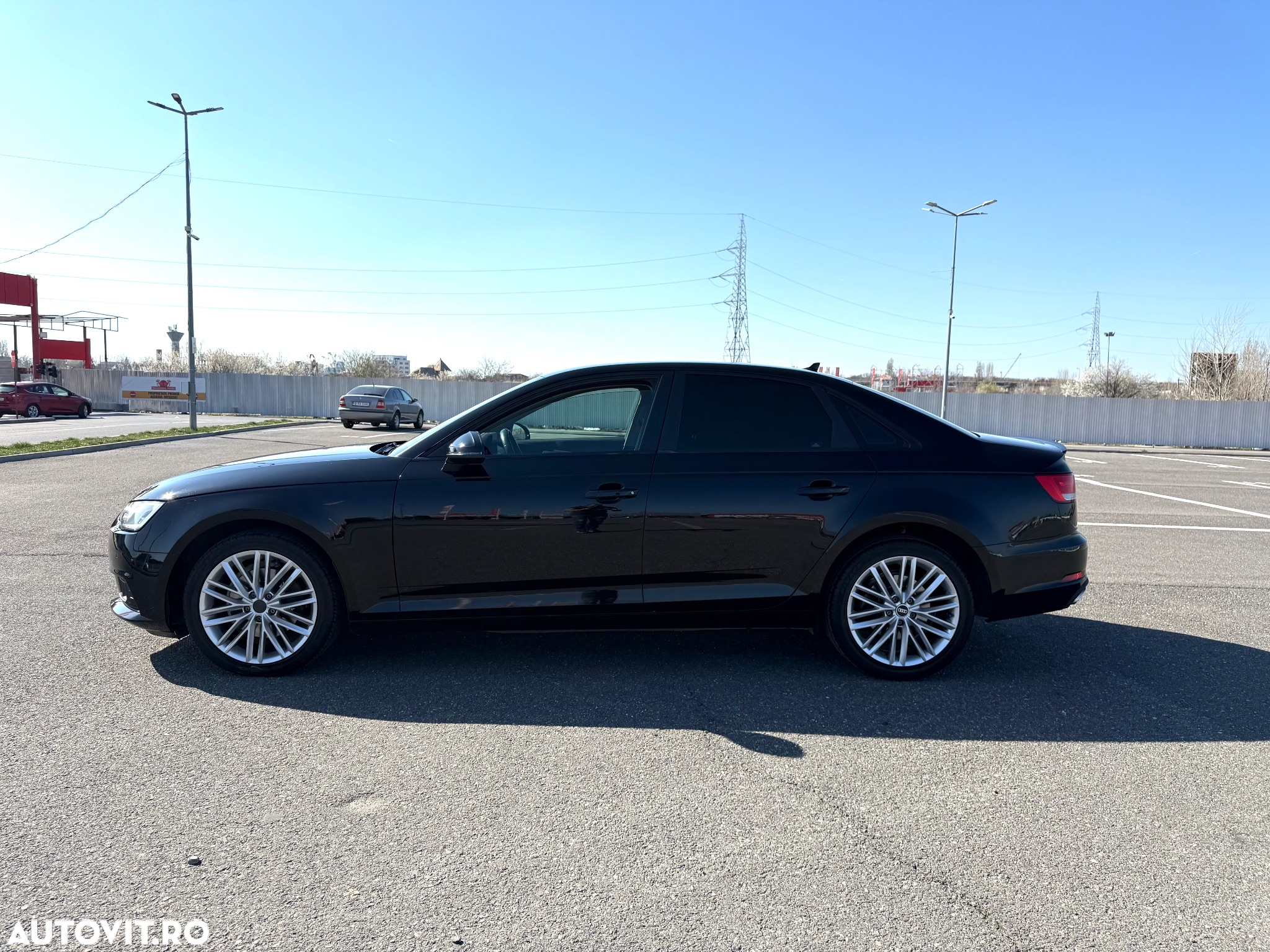 Audi A4 2.0 TDI ultra S tronic Design - 15