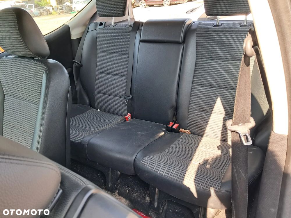 MERCEDES A KLASA II W169 2004 2.0 CDI  640942  KOD LAK: 160 - 6