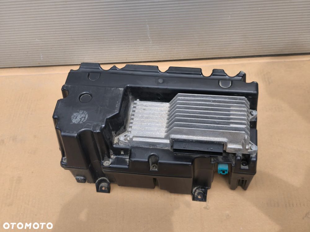 Wzmacniacz subwoofer Mercedes Vito Viano w639 a6398203689 - 1