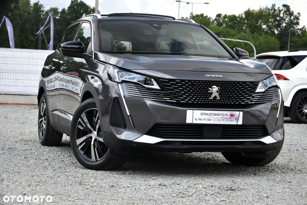 Peugeot 3008 1.6 PureTech HYbrid GT Line S&S EAT8 - 1