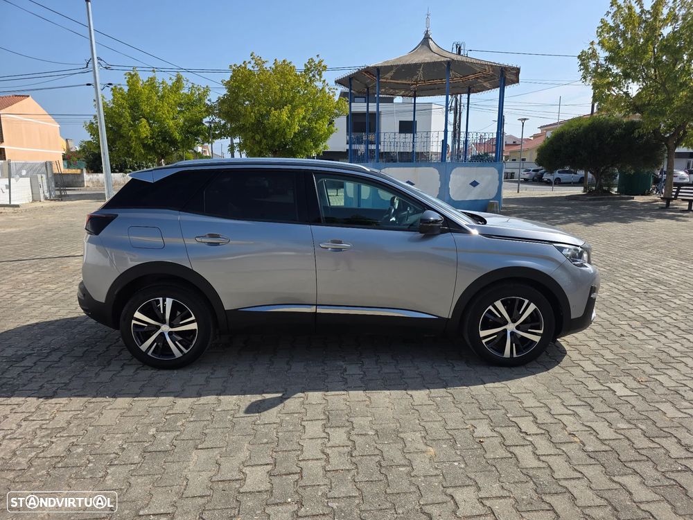 Peugeot 3008 1.2 PureTech Allure Pack - 37