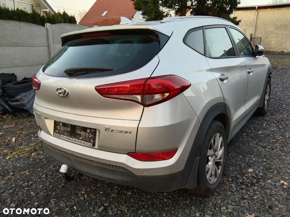 Hyundai Tucson blue 1.7 CRDi 2WD Trend - 6