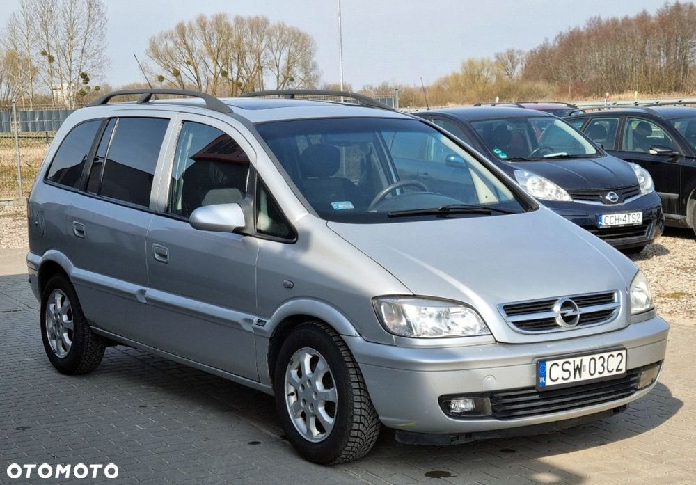 Opel Zafira - 18