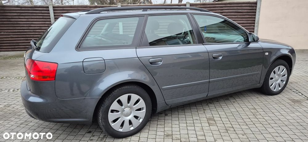 Audi A4 Avant 2.0 TDI DPF - 6