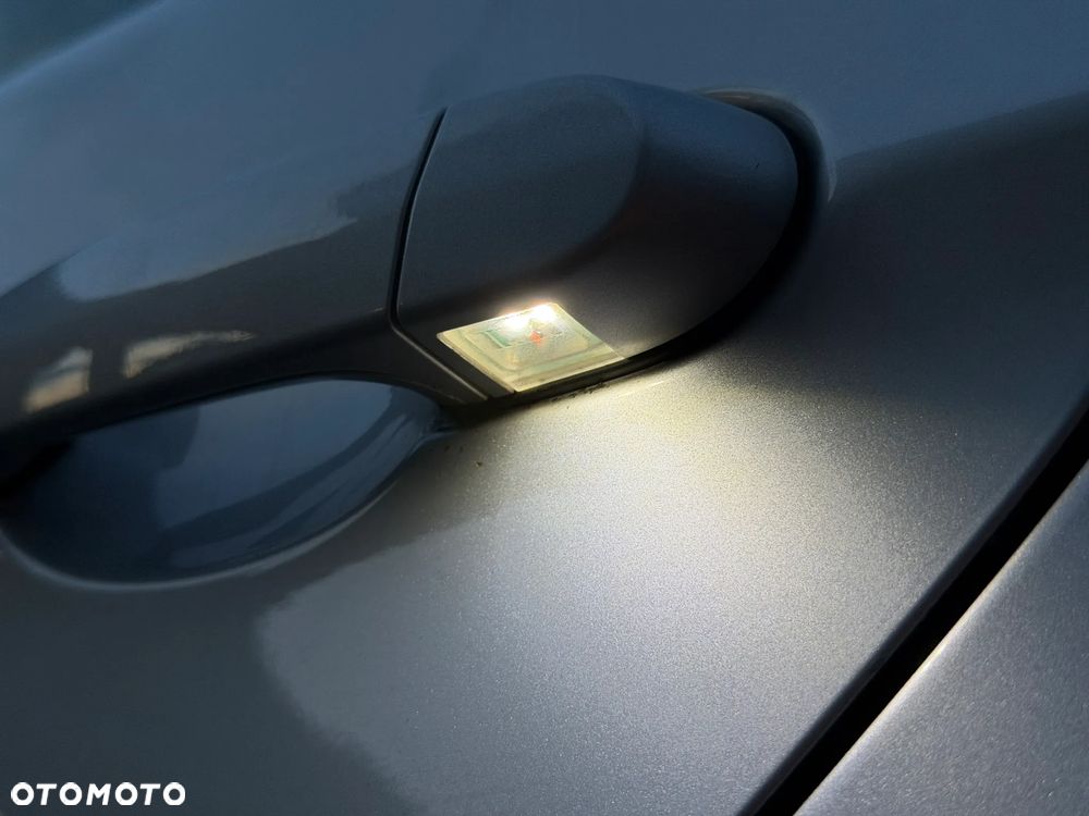 BMW Seria 3 320d - 10