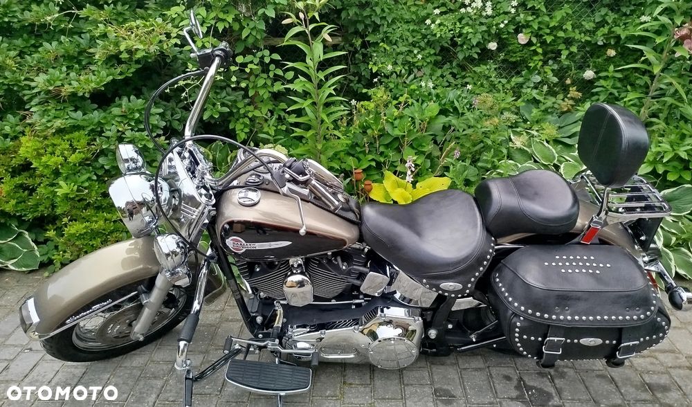 Harley-Davidson Softail Heritage Classic - 27
