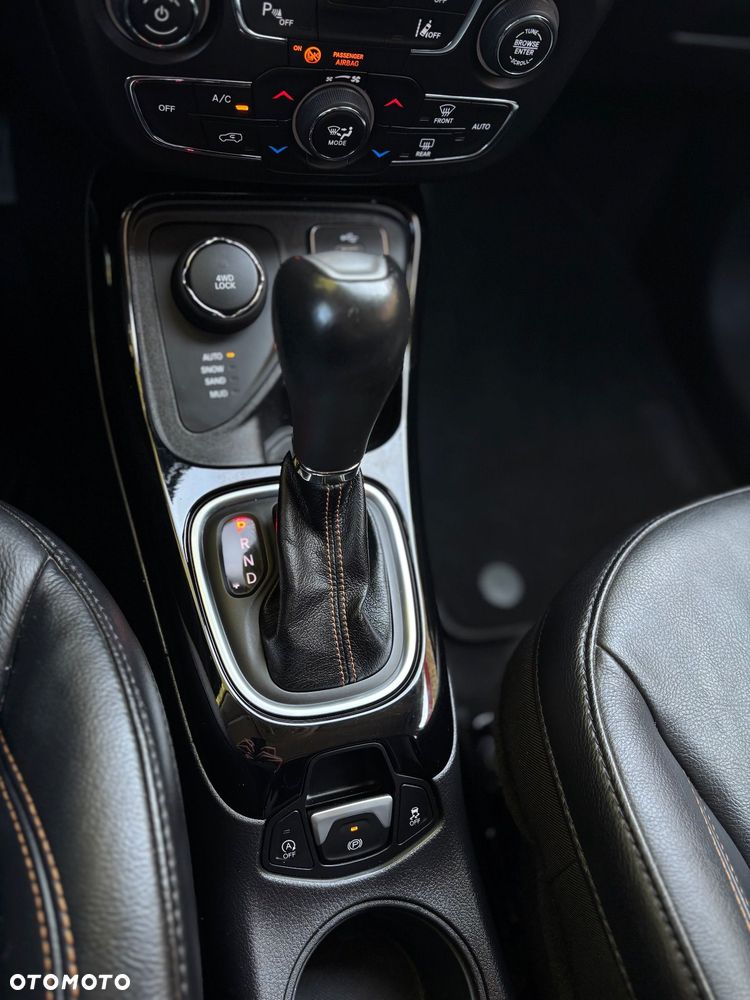 Jeep Compass 2.0 MultiJet Active Drive Automatik Opening Edition - 25