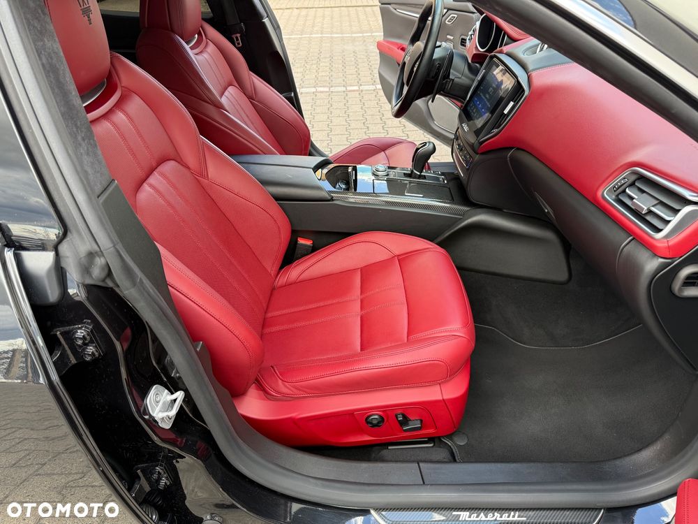 Maserati Ghibli S Q4 GranSport - 31