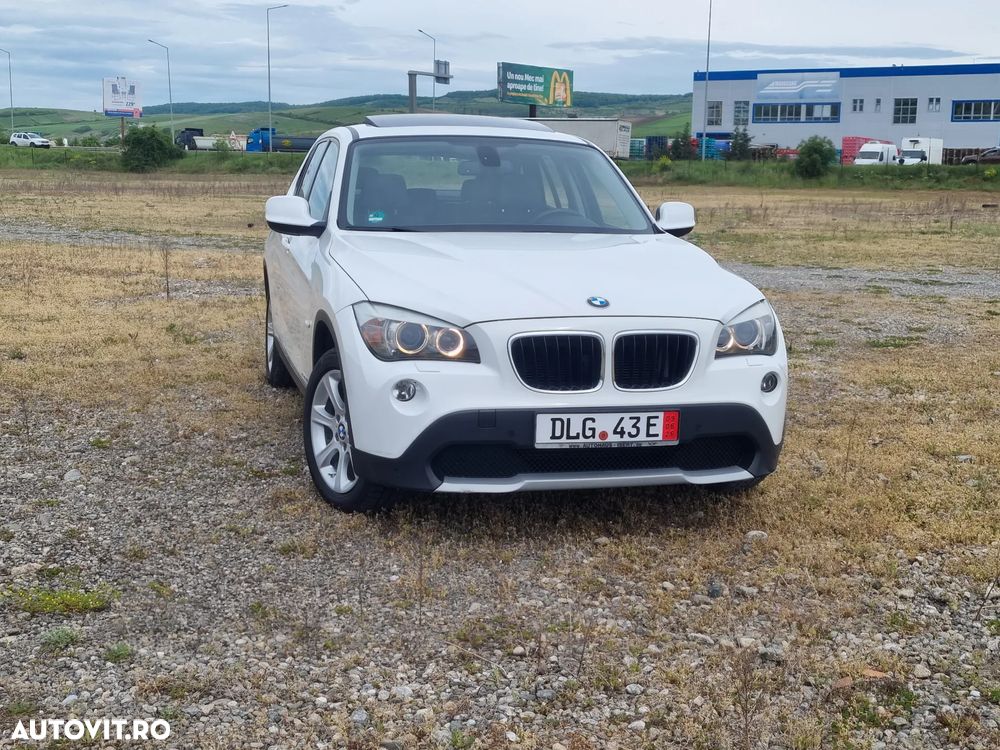 BMW X1 xDrive18d Aut. Sport Line - 1