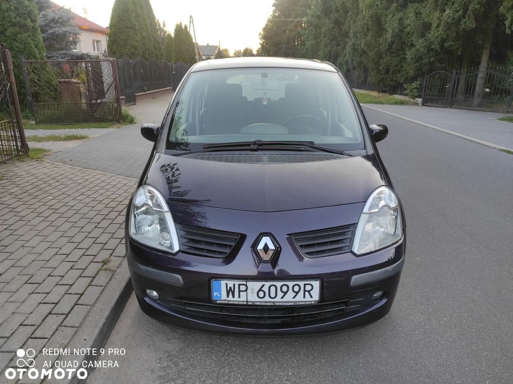 Renault Modus - 1