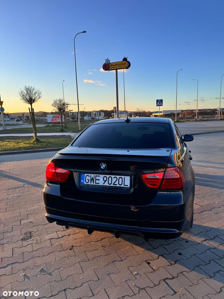BMW Seria 3 320d - 15